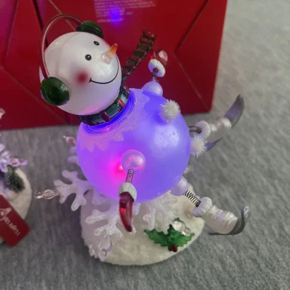 JCPenney Home Lighted Color Changing Acrylic Skiing Snowmen Pair Winter Vintage - Picture 12 of 16
